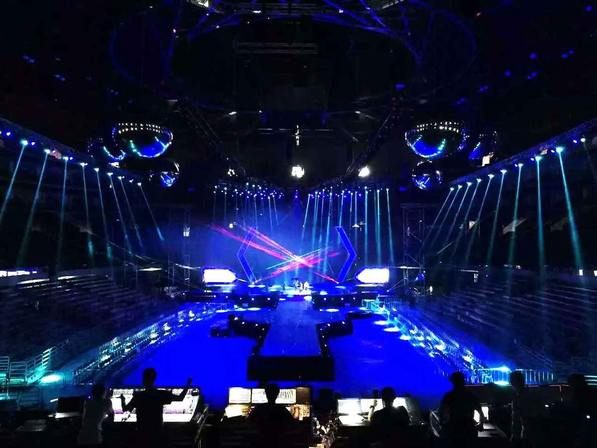 廣州發(fā)布會(huì)活動(dòng)公司提供的都市麗人2016時(shí)尚盛典案例賞析2